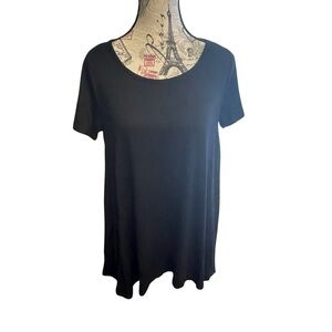 Elegant Black Short Sleeve Women's Tee